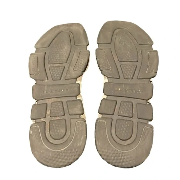 BALENCIAGA | Men’s‎ Black/White Logo Text Speed Runner Graffiti Sneakers Size 9 - Picture 11 of 12